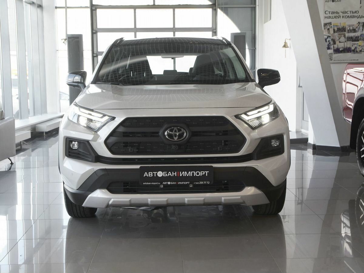 Toyota RAV4 V (XA50)