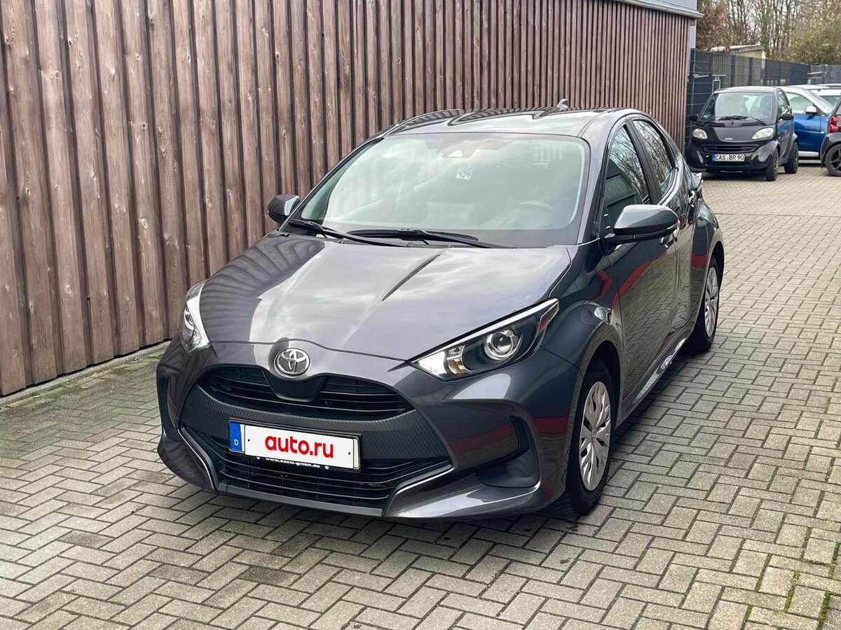 Toyota Yaris IV