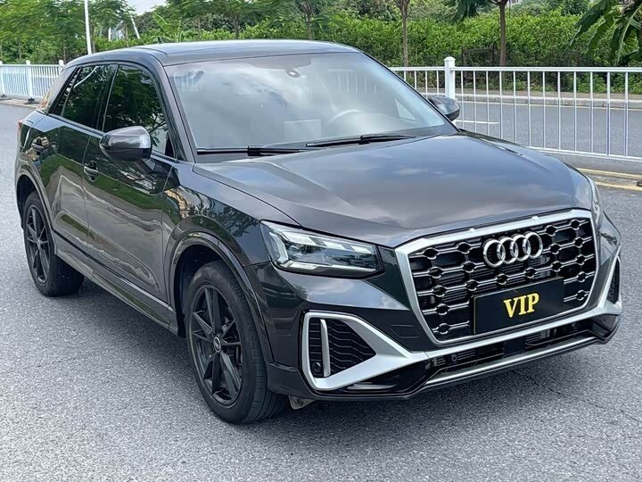 Audi Q2 L 35 TFSI I Рестайлинг