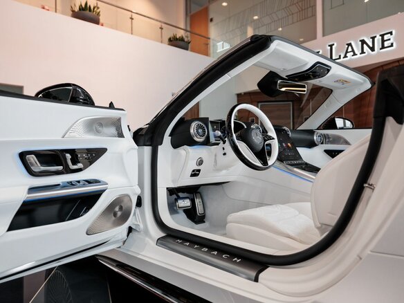 2025 Mercedes-Benz Maybach SL SL 680, белый, 36890000 рублей - вид 21