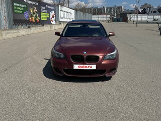 2005 BMW 5 серии 545i V (E60/E61), красный, 700000 рублей, вид 1