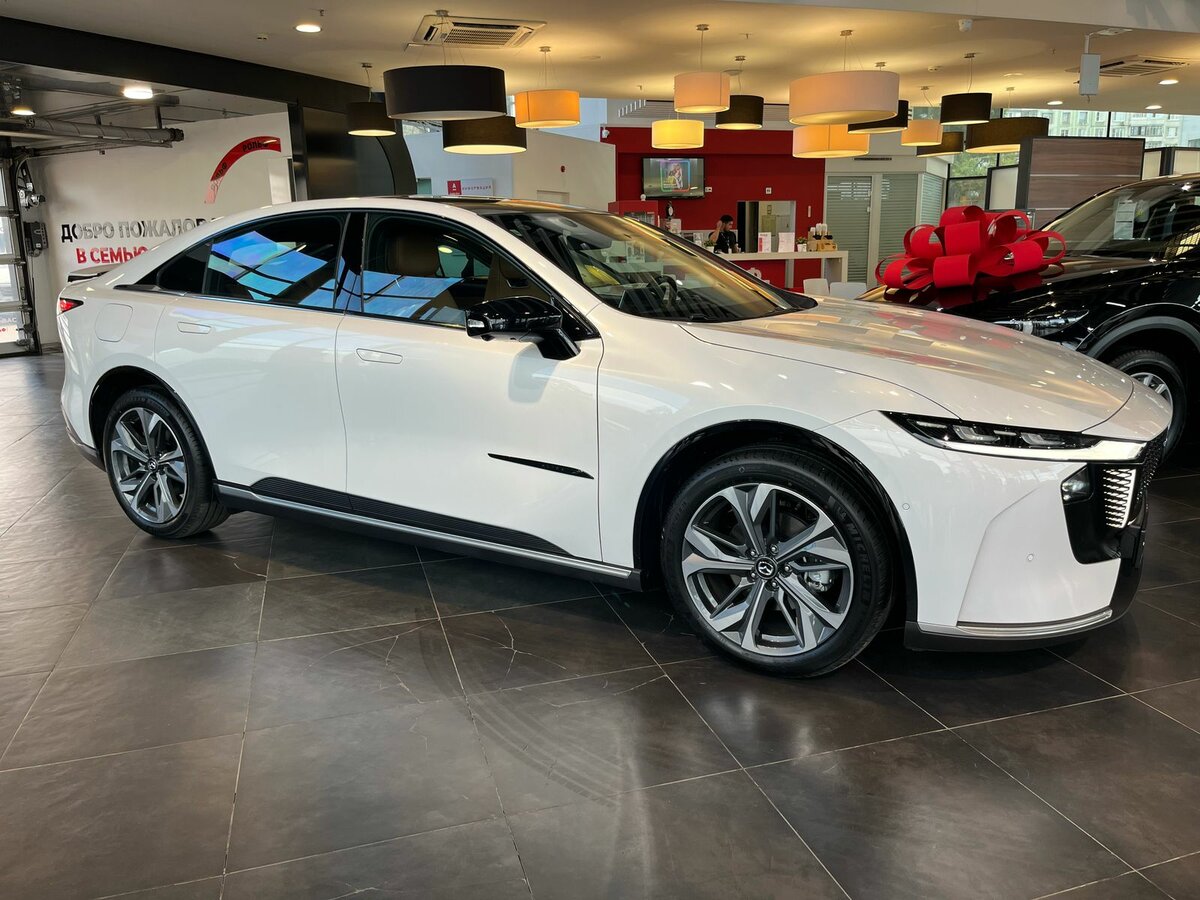 Mazda EZ-6 28.4 kWh