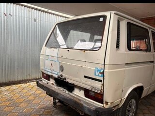 1990 Volkswagen Caravelle 4-speed T3, белый, 300000 рублей, вид 4