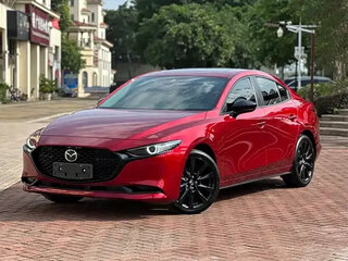2021 Mazda 3 Axela IV (BP), красный, 1411080 рублей, вид 1