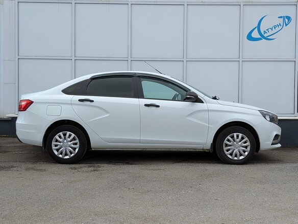 2018 Lada (ВАЗ) Vesta I, белый, 830000 рублей - вид 3