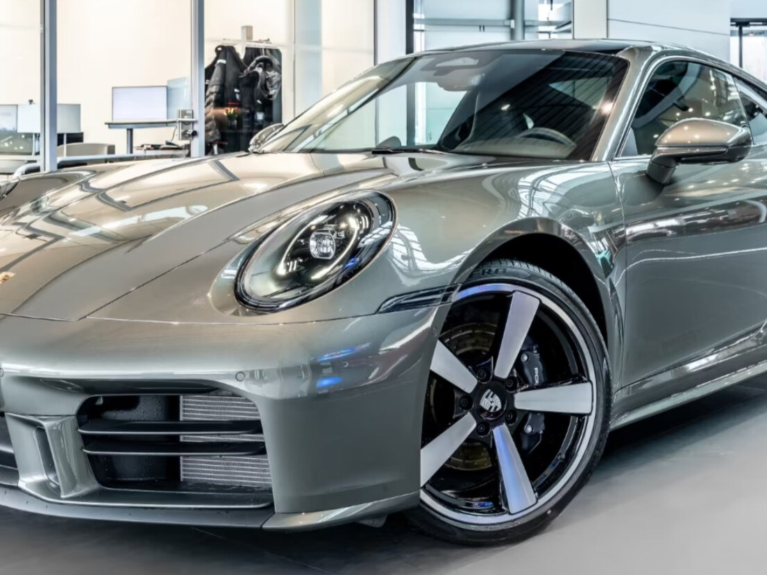 Porsche 911 Carrera VIII (992) Рестайлинг