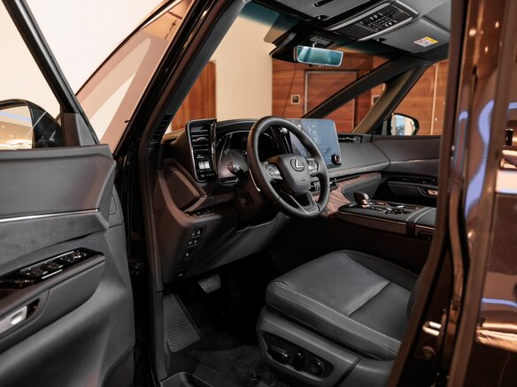 2025 Lexus LM 350h II, чёрный, 18790000 рублей - вид 11