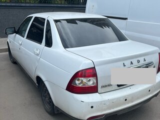 2016 Lada (ВАЗ) Priora I Рестайлинг, белый, 430000 рублей, вид 3