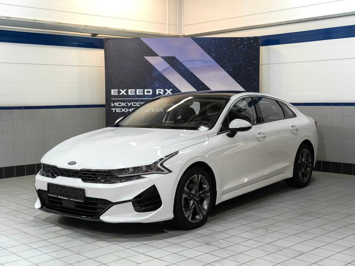 Kia K5 III