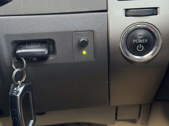 2009 Toyota Prius II Рестайлинг (XW20), красный, 830000 рублей - вид 24