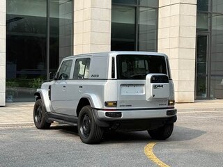 2025 iCar V23 59.93 kWh, серебристый, 2030000 рублей, вид 5