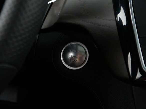 2017 Mercedes-Benz GLE 350 d I (W166), чёрный, 4529050 рублей - вид 17