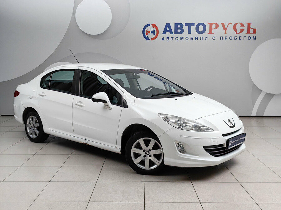 Peugeot 408 I
