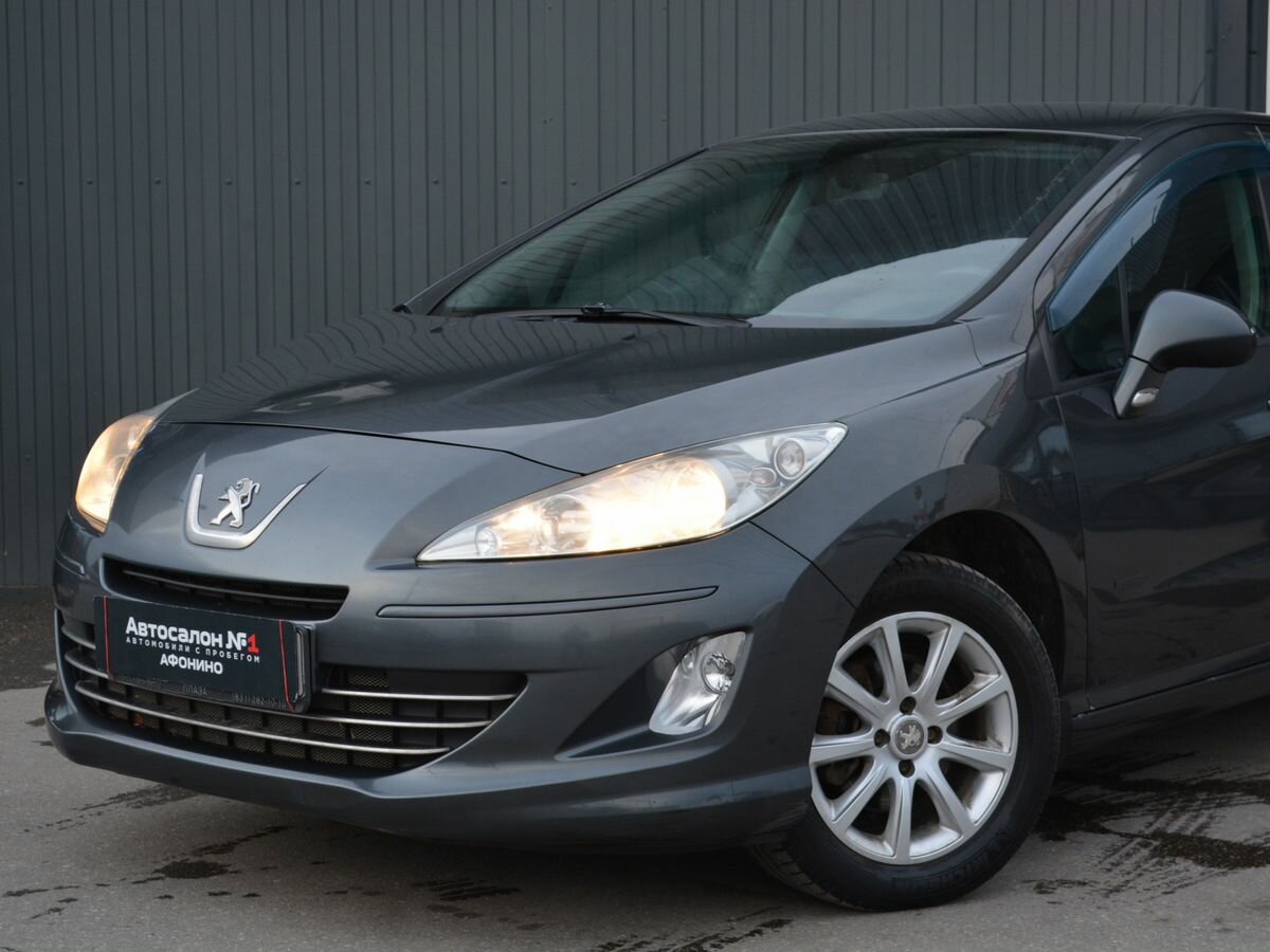 Peugeot 408 I