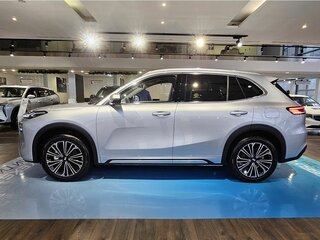 2026 Geely EX5 EM-i, серебристый, 3636960 рублей, вид 4