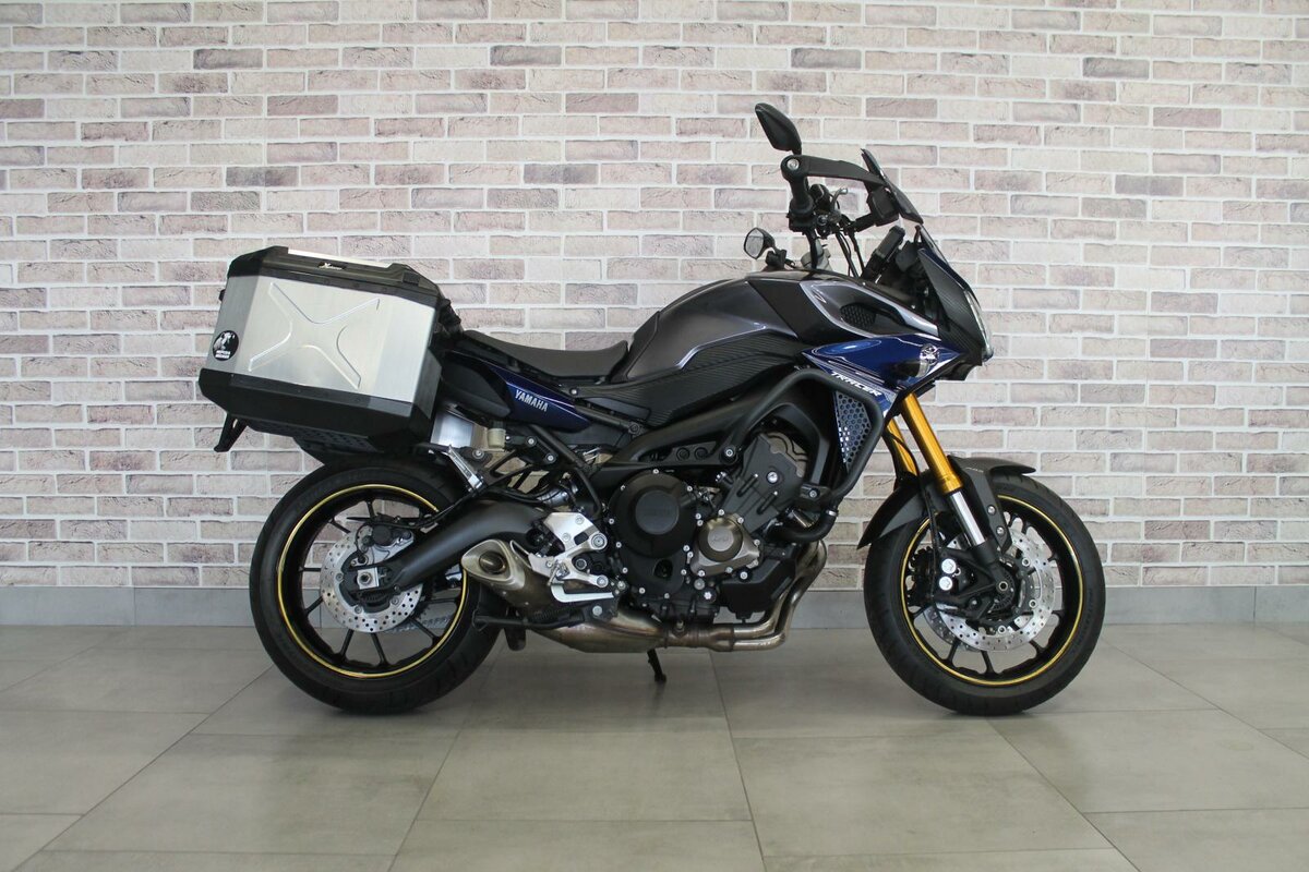 Yamaha MT-09 Tracer (FJ-09)