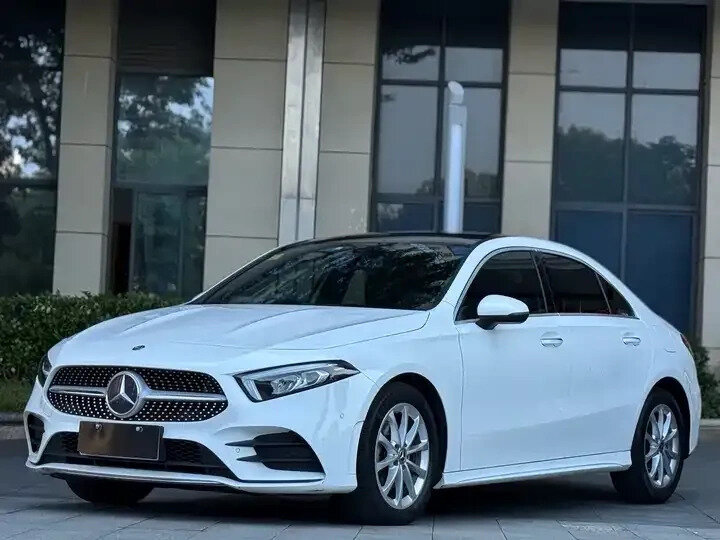 Mercedes-Benz A-Класс 180 Long IV (W177)