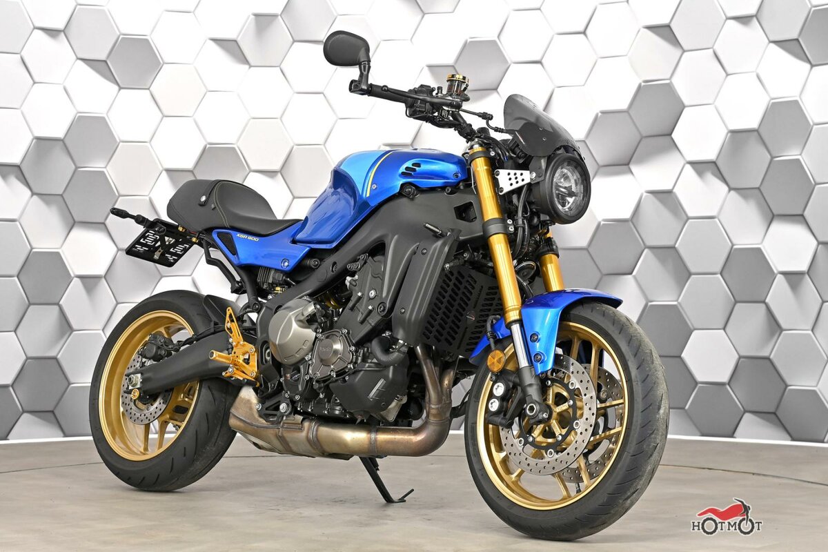 Yamaha XSR900