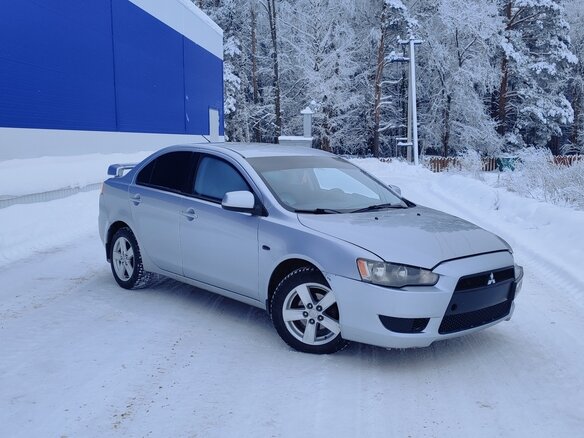 2007 Mitsubishi Lancer X, серебристый, 500000 рублей