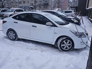 2014 Hyundai Solaris I Рестайлинг, белый, 439000 рублей, вид 5