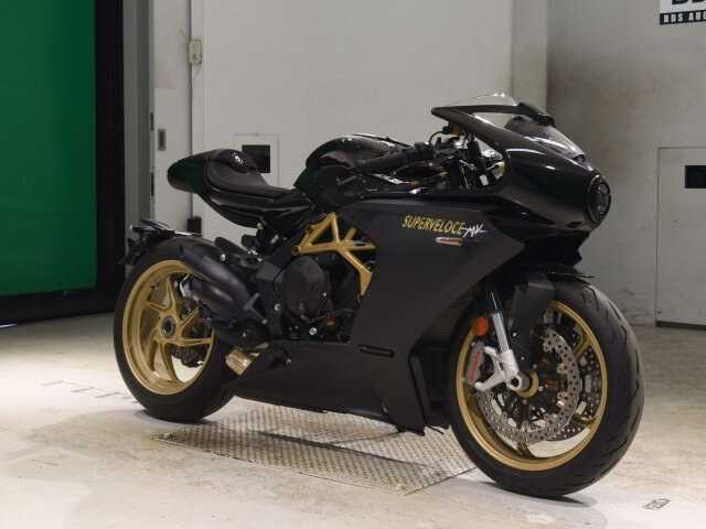 MV Agusta Superveloce 800