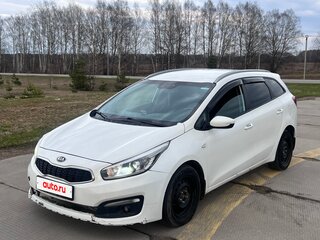 2016 Kia Ceed II Рестайлинг, белый, 620000 рублей, вид 1