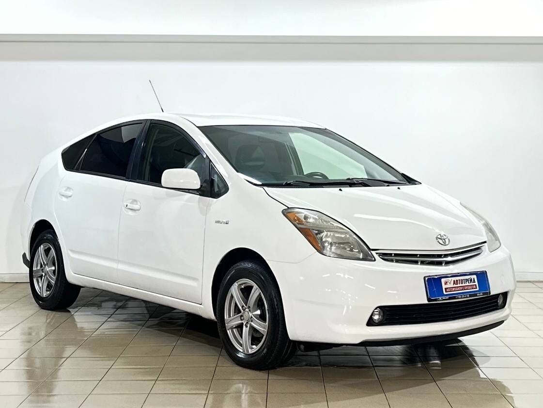 Toyota Prius II Рестайлинг (XW20)