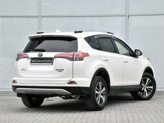 2016 Toyota RAV4 IV (XA40) Рестайлинг, белый, 1780000 рублей, вид 2