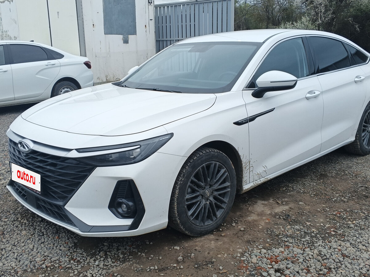 Chery Arrizo 8