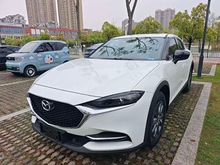 2022 Mazda CX-4 I Рестайлинг, белый, 2100000 рублей, вид 1