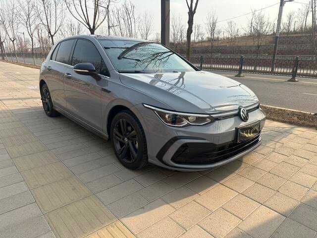 Volkswagen Golf VIII