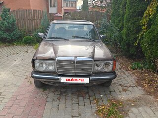 1981 Mercedes-Benz W123 280, коричневый, 250000 рублей, вид 1