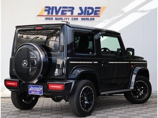 2022 Suzuki Jimny Sierra IV, чёрный, 1600404 рублей, вид 3