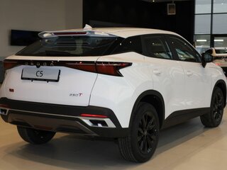 2025 Omoda C5 I Рестайлинг, белый, 2779000 рублей, вид 5