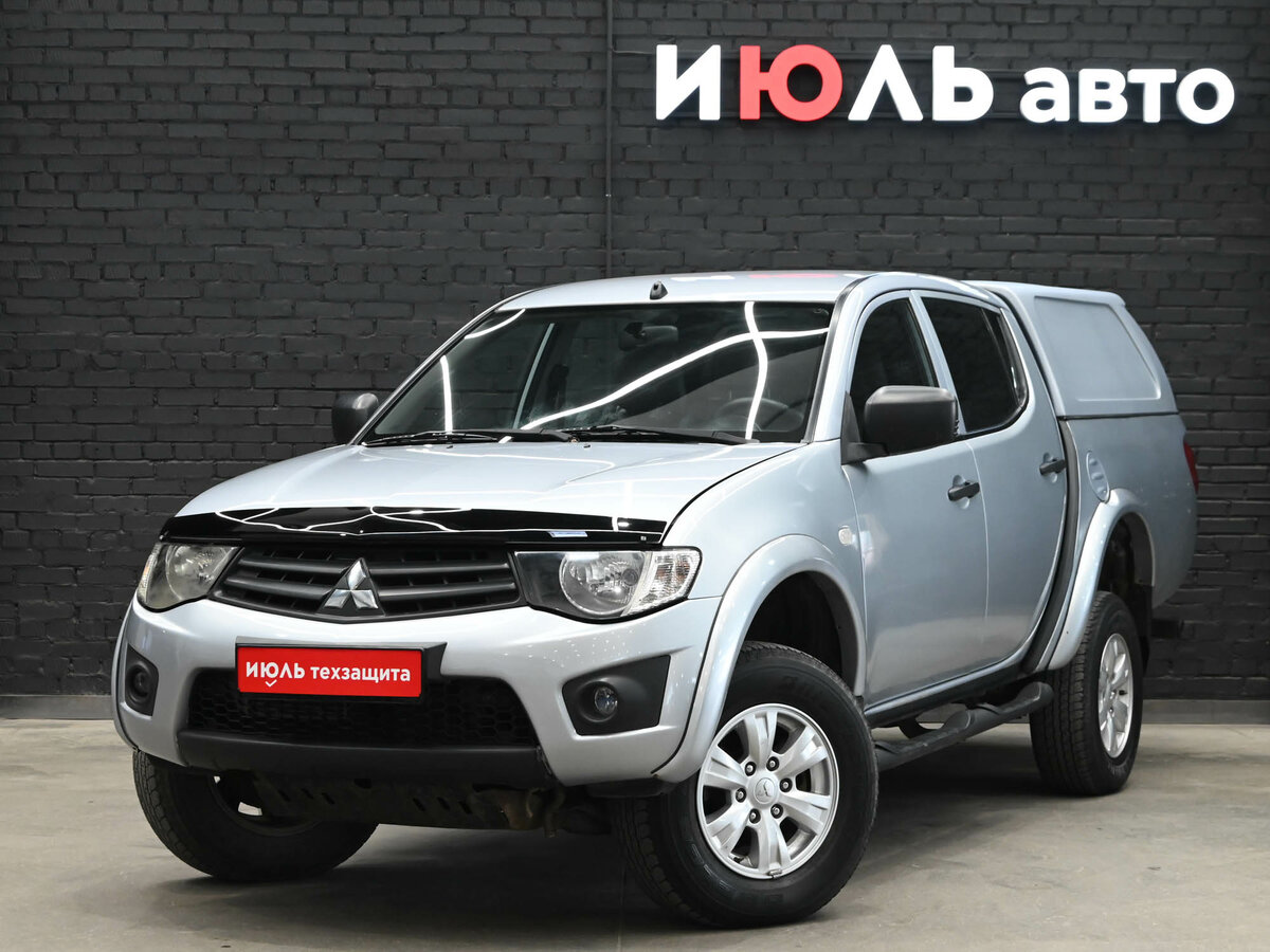 Mitsubishi L200 IV
