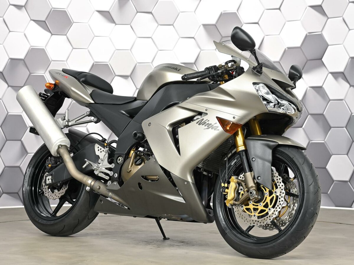 Купить б/у Kawasaki ZX-10R Ninja инжектор в Москве: серый спорт