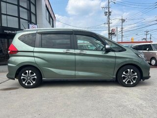2019 Honda Freed+ II Рестайлинг, зелёный, 1095000 рублей, вид 4