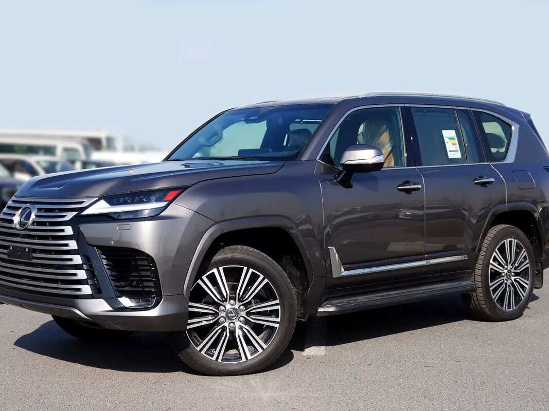 Lexus LX 700h IV