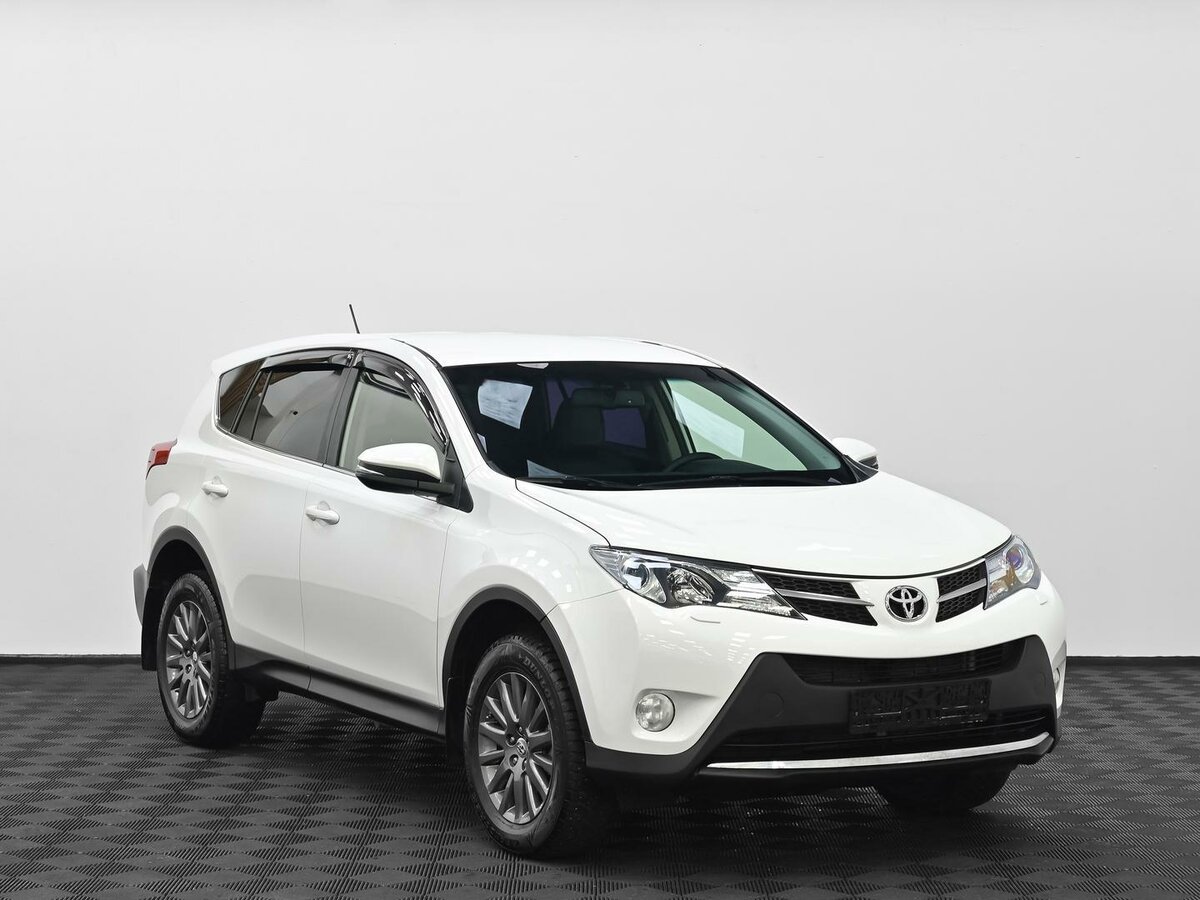Toyota RAV4 IV (XA40)