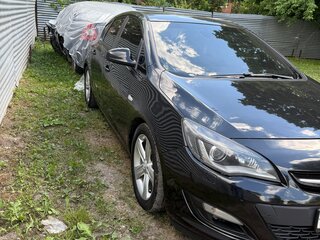 2012 Opel Astra J Рестайлинг, чёрный, 700000 рублей, вид 1