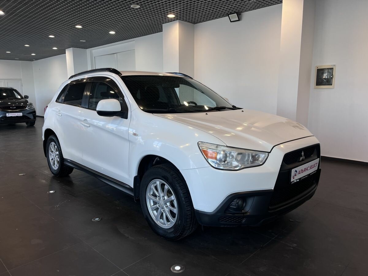 Mitsubishi ASX I