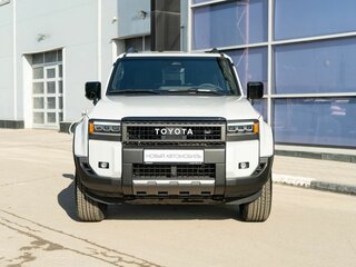 2025 Toyota Land Cruiser Prado 250 Series, белый, 12300000 рублей, вид 2