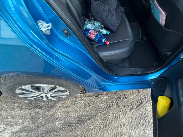 2019 Toyota Prius IV Рестайлинг (XW50), синий, 2600000 рублей - вид 25