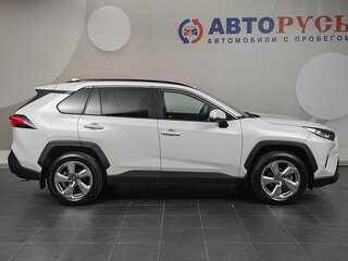 2020 Toyota RAV4 V (XA50), белый, 3099000 рублей, вид 5