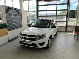2018 Lada (ВАЗ) Granta I, белый, 525000 рублей, вид 1