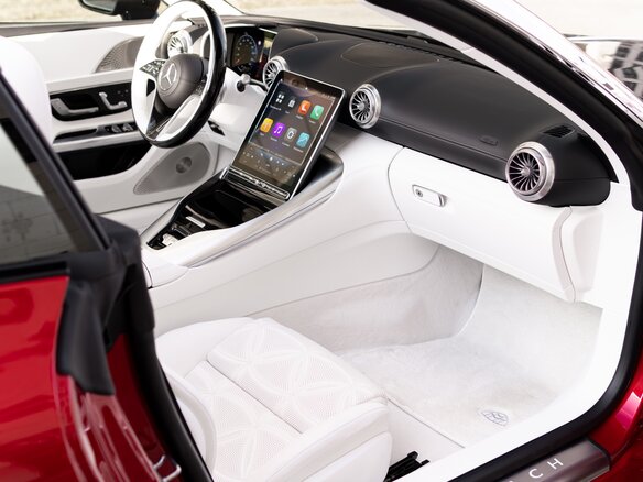 2025 Mercedes-Benz Maybach SL SL 680, красный, 37900000 рублей - вид 38