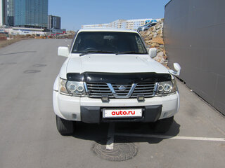 1998 Nissan Safari V (Y61), белый, 1300000 рублей, вид 1