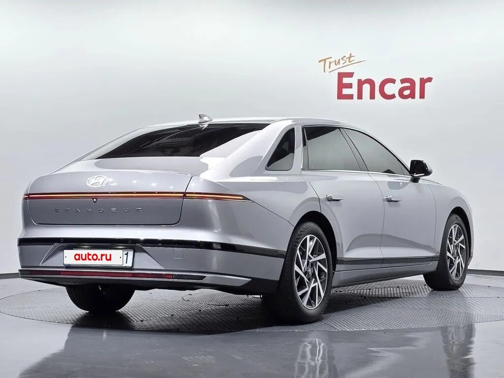Hyundai Grandeur VII