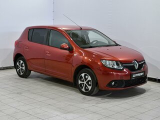 2014 Renault Sandero II, красный, 689000 рублей, вид 1