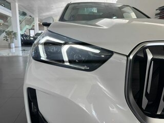 2024 BMW X1 Long 25Li sDrive III (U11/U12), белый, 5690000 рублей, вид 3